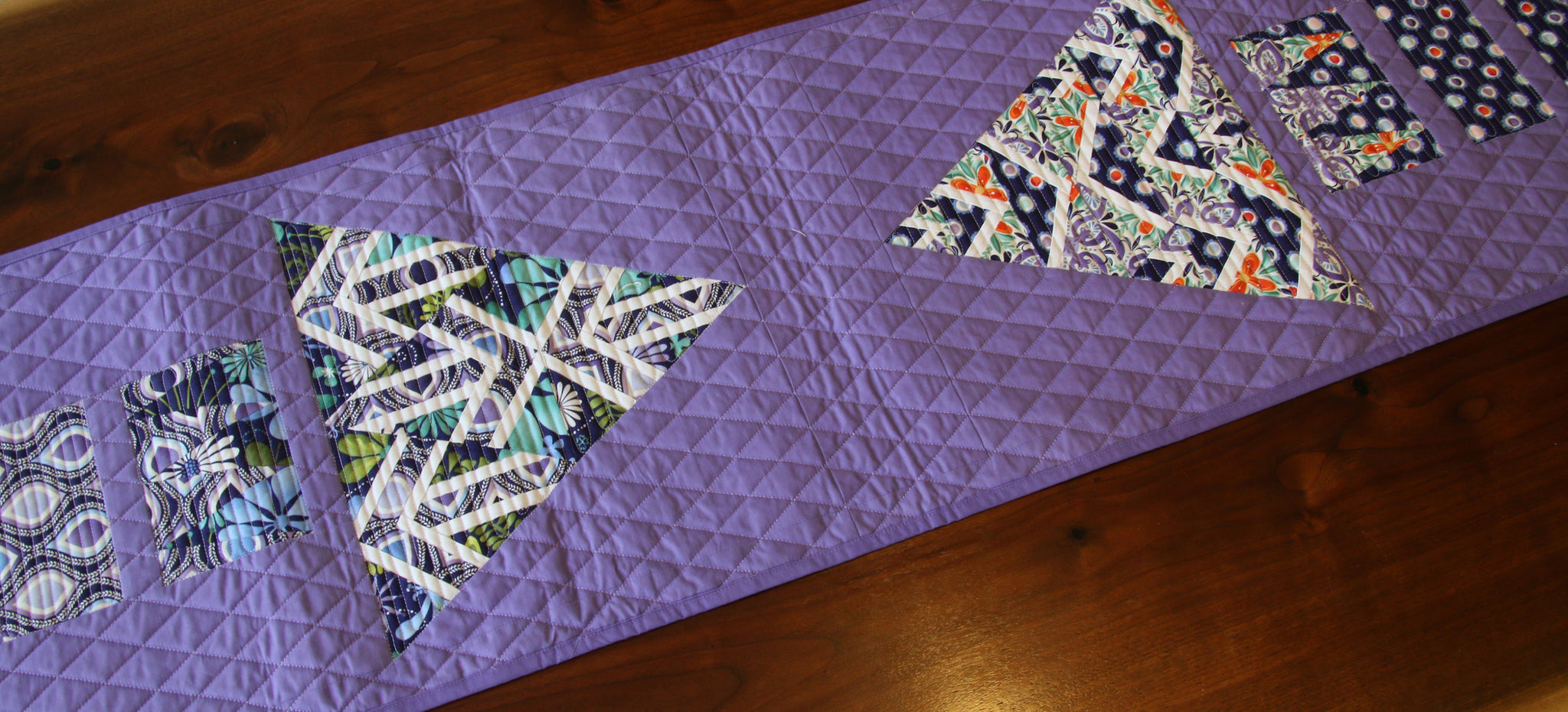 Paradox Point Table Runner