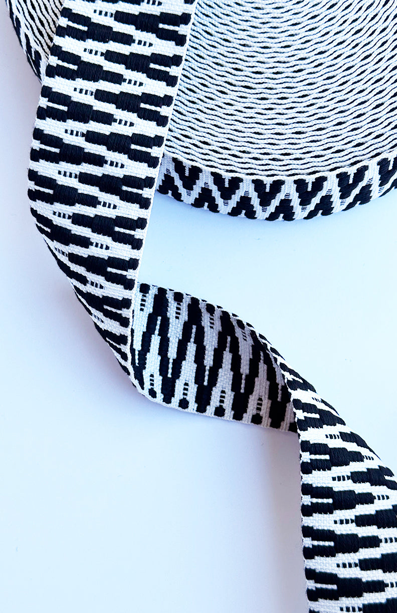 Black & White Woven Switchbacks - 2in Handle Webbing