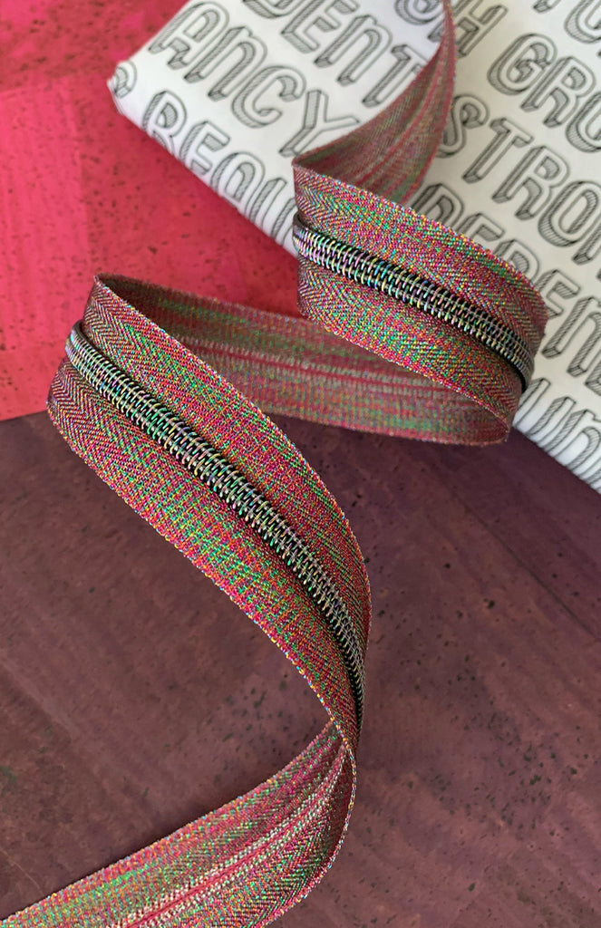 Colorful Zipper Tape with Iridescent teeth